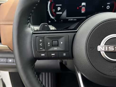 Certified 2024 Nissan Pathfinder Platinum w/ Cargo Package image 11