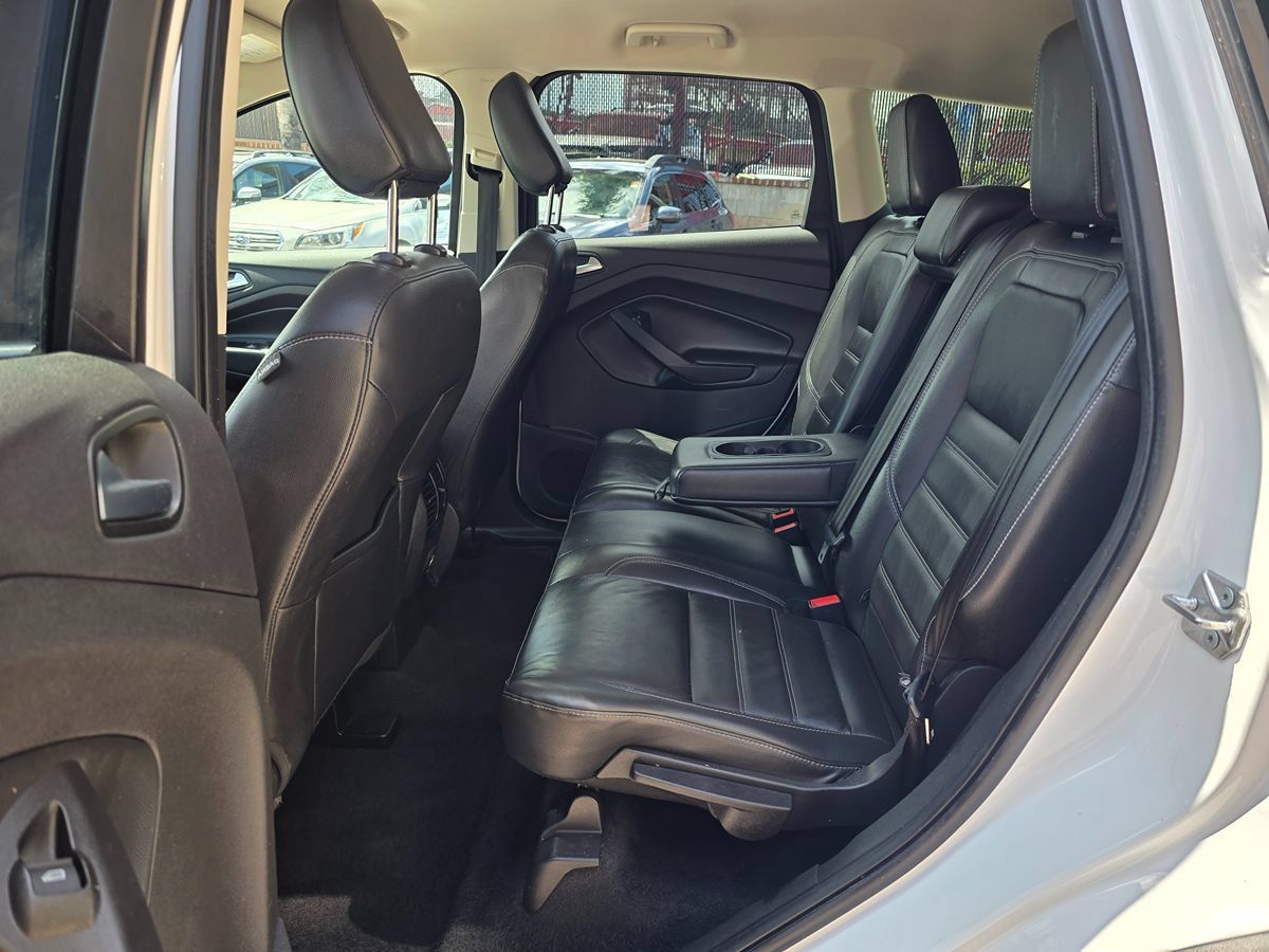 Used 2018 Ford Escape SEL FWD image 22