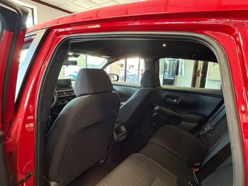 Used 2023 Honda HR-V Sport image 27