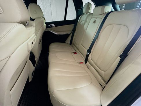 Used 2021 BMW X5 xDrive40i image 27