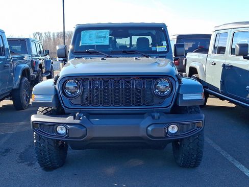 New 2026 Jeep Gladiator Sport image 2