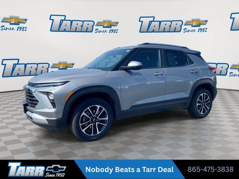Used 2025 Chevrolet TrailBlazer LT AWD/4WD image 1