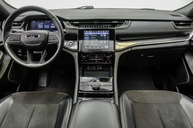 Used 2021 Jeep Grand Cherokee L Laredo RWD image 20