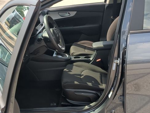 Certified 2024 Kia Forte LXS FWD image 11