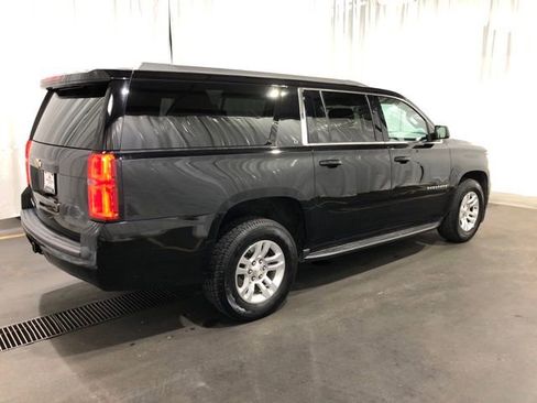 Used 2017 Chevrolet Suburban LT AWD/4WD image 3