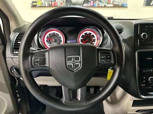 Used 2014 Dodge Grand Caravan SE w/ Quick Order Package 29E SE image 33