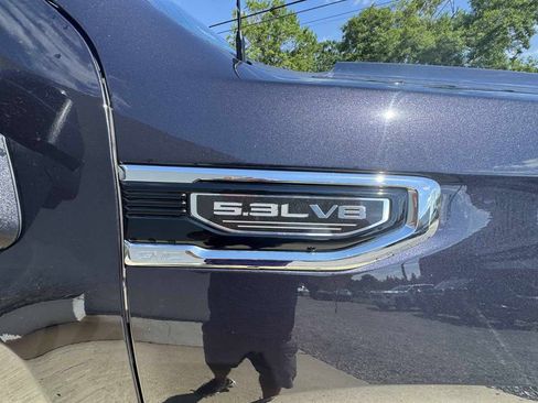 Used 2023 GMC Sierra 1500 SLT w/ SLT Premium Package AWD/4WD image 28