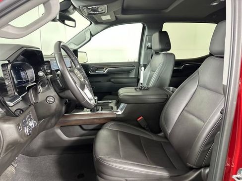 Used 2023 GMC Sierra 1500 SLT w/ SLT Convenience Package image 11