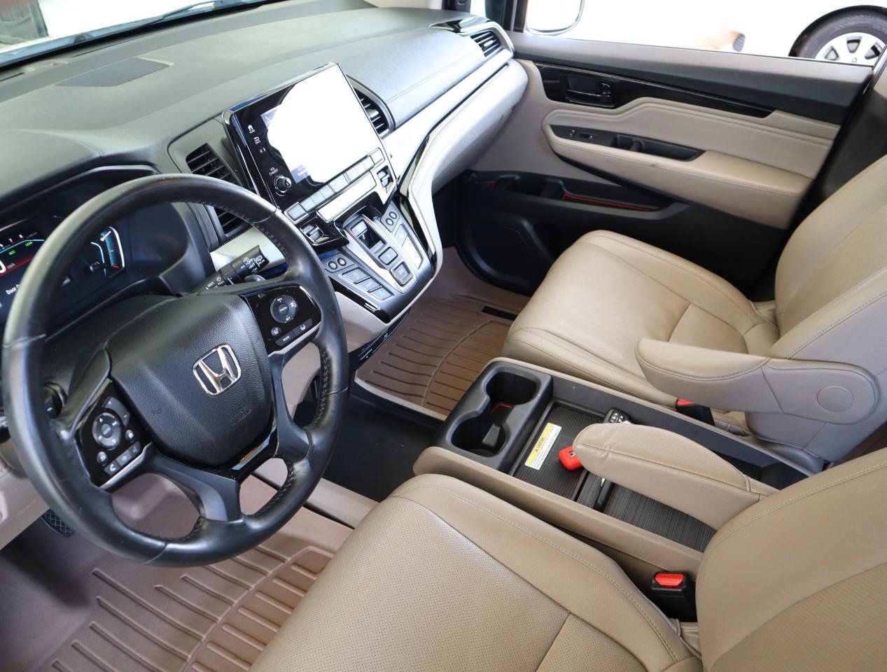 Used 2018 Honda Odyssey Elite image 38