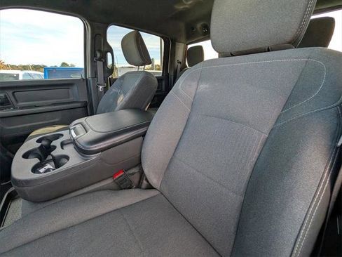 Certified 2024 RAM 2500 Tradesman w/ Chrome Appearance Group image 17