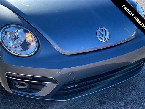 Used 2013 Volkswagen Beetle 2.0T image 29