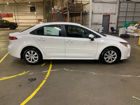 New 2026 Toyota Corolla LE image 7