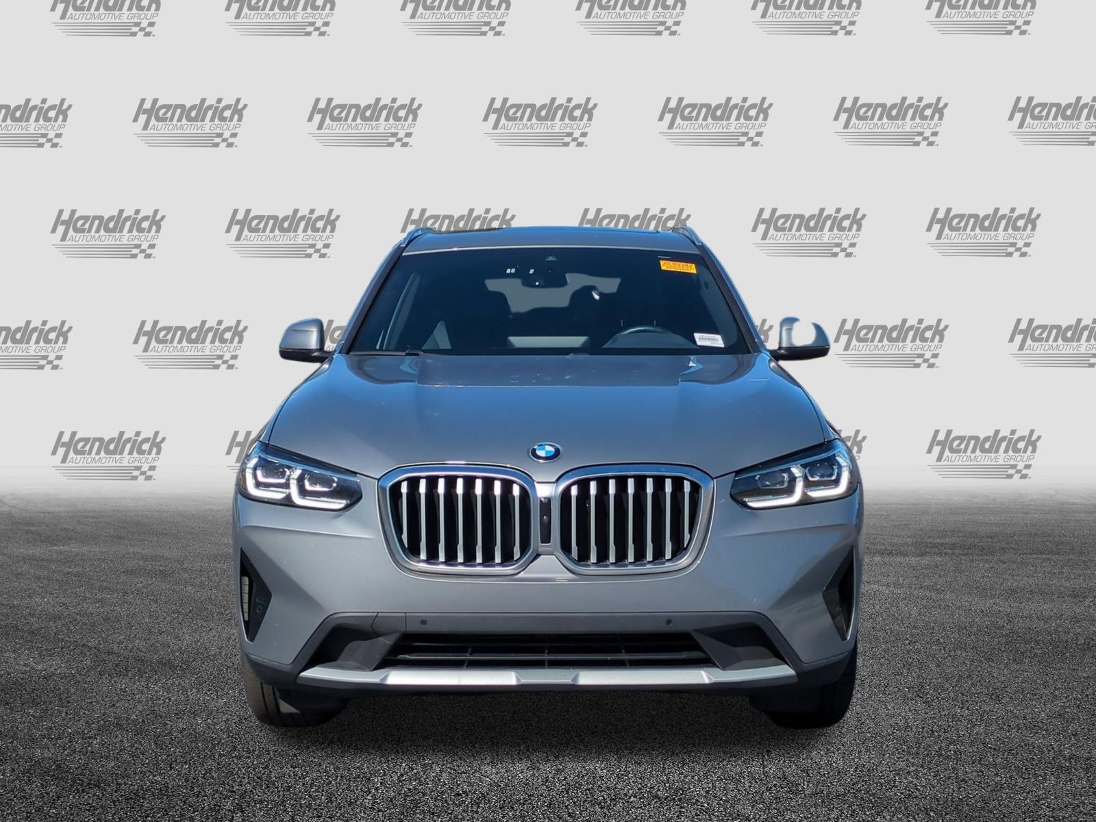Used 2023 BMW X3 xDrive30i w/ Premium Package w/ZPA AWD/4WD image 3