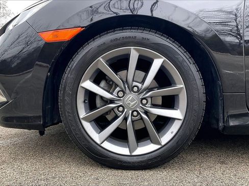 Used 2019 Honda Civic EX image 8