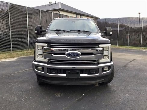 Used 2019 Ford F250 Lariat w/ Lariat Ultimate Package image 6