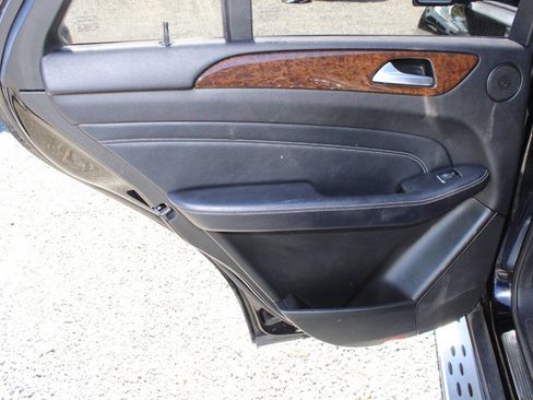 Used 2012 Mercedes-Benz ML 350 4MATIC image 23