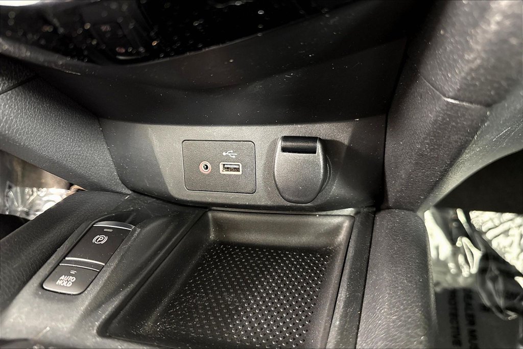 Used 2019 Nissan Rogue SV w/ Premium Package AWD/4WD image 18
