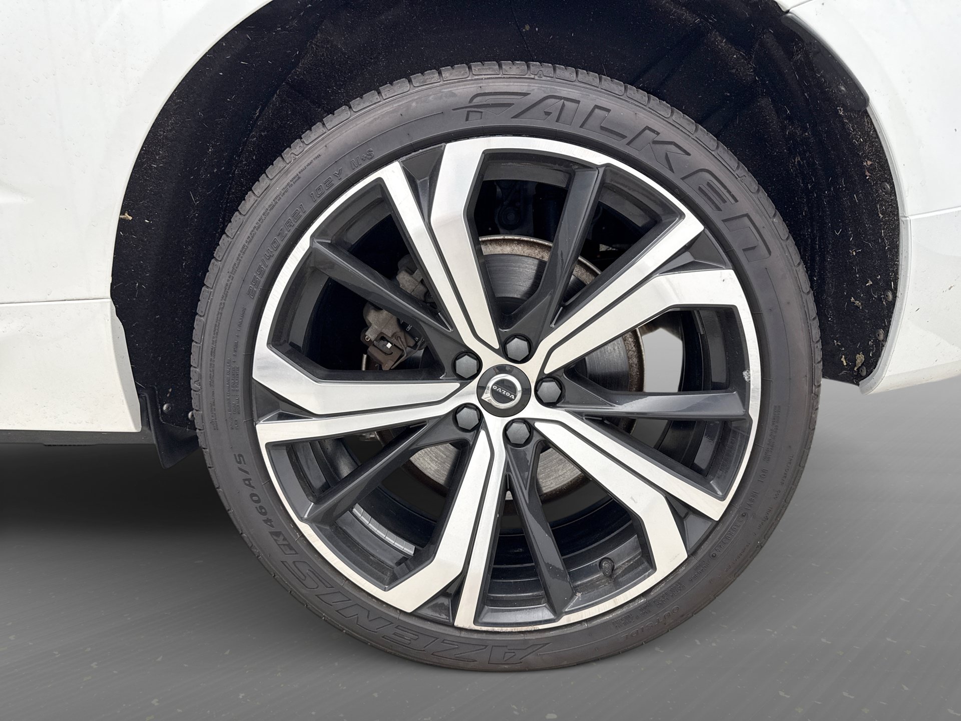 Used 2023 Volvo XC60 B6 Ultimate AWD/4WD image 13