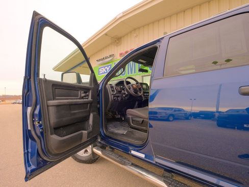 Used 2024 RAM 3500 Tradesman image 24