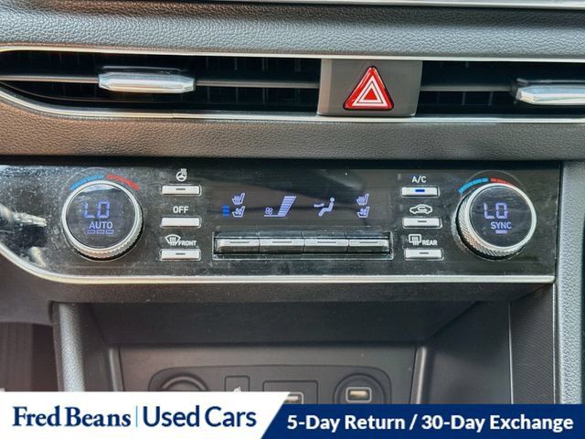 Used 2022 Hyundai Sonata Limited w/ Preferred Accessory Package FWD image 23