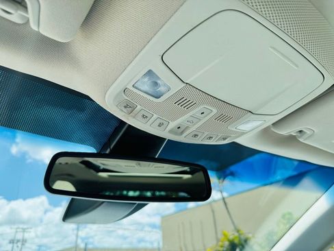 Used 2018 Ford Edge Titanium w/ Equipment Group 301A image 22