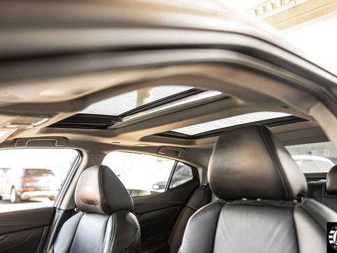 Used 2016 Nissan Maxima Platinum image 18