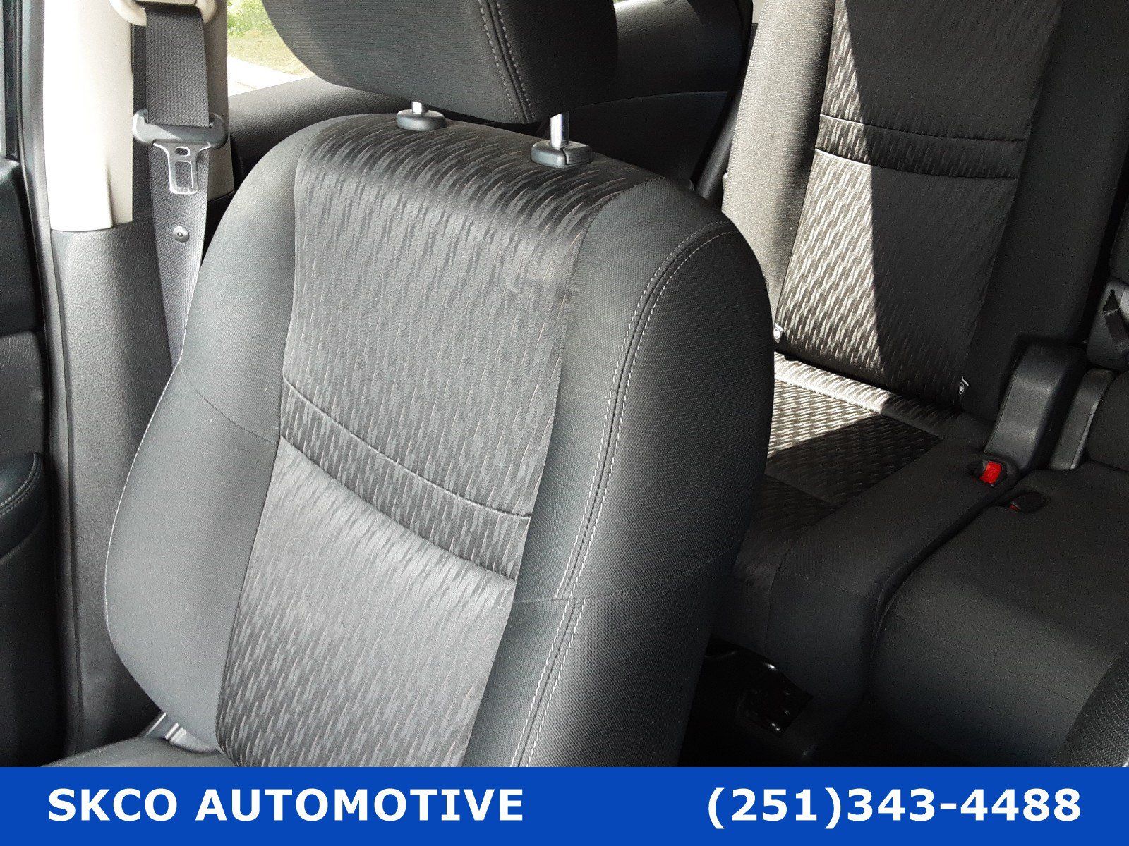 Used 2018 Nissan Rogue SV FWD image 27