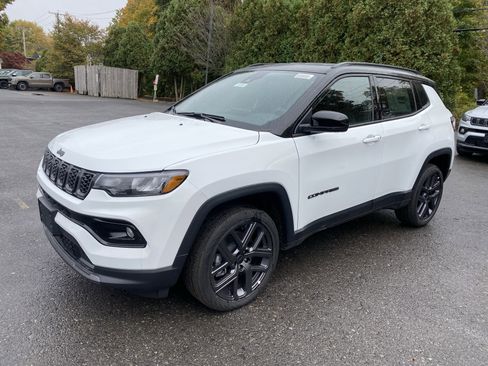 New 2026 Jeep Compass Limited image 4