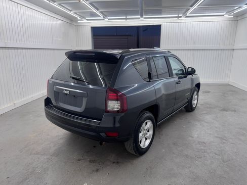 Used 2015 Jeep Compass Sport image 5