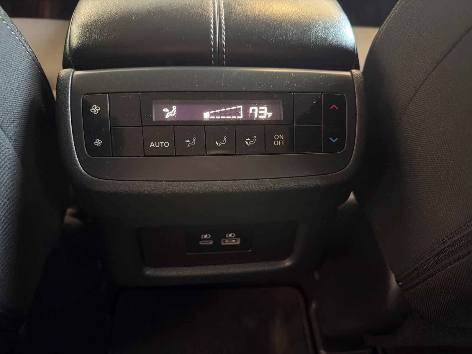 Used 2025 Nissan Pathfinder SV AWD/4WD image 16