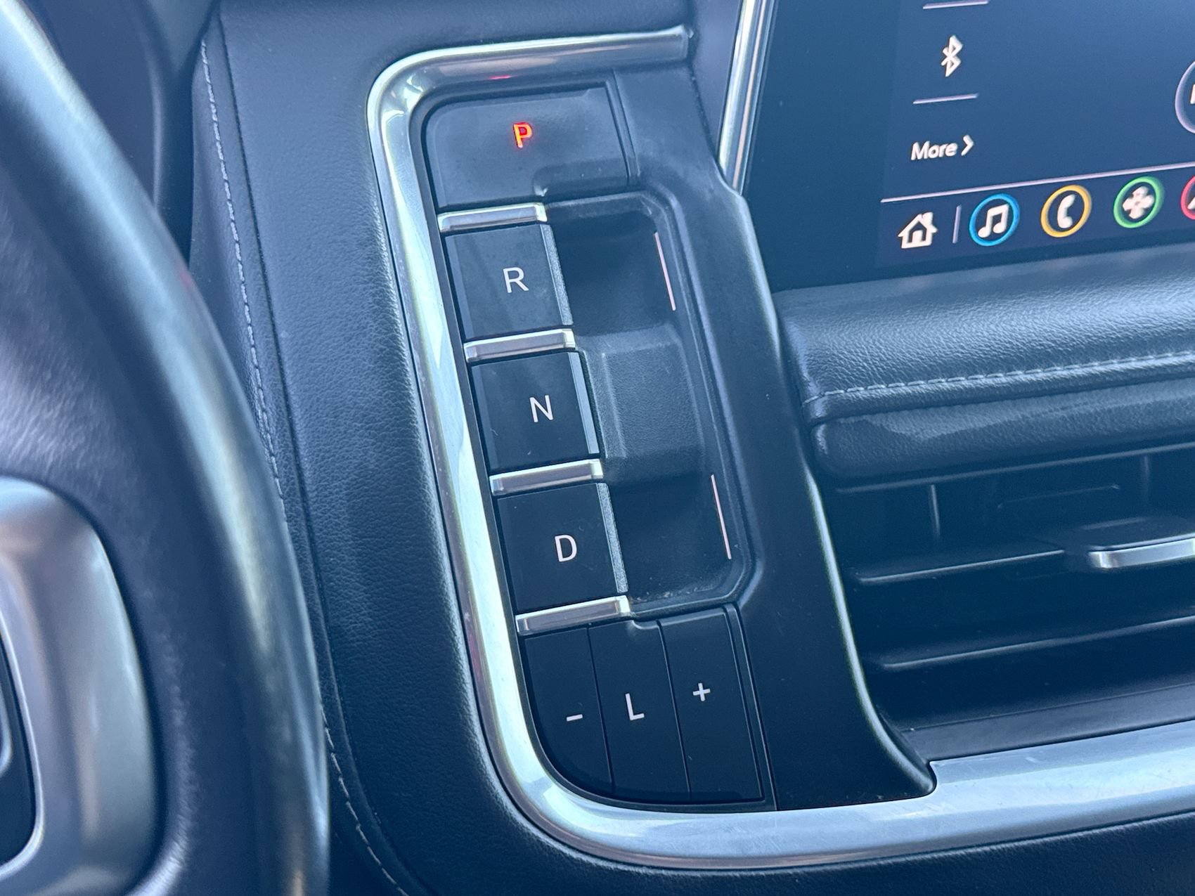 Used 2021 Chevrolet Tahoe LT RWD image 19