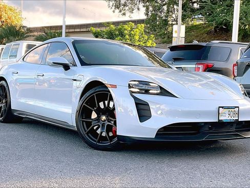Used 2023 Porsche Taycan GTS AWD/4WD image 21