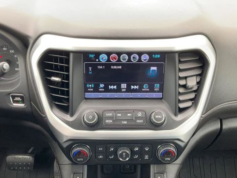 Used 2019 GMC Acadia SLT w/ LPO, Floor Liner Package AWD/4WD image 22
