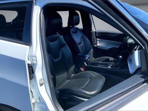 Used 2025 Jeep Compass Limited AWD/4WD image 28