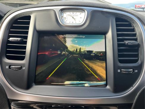 Used 2019 Chrysler 300 Touring w/ Sport Appearance Package RWD image 30