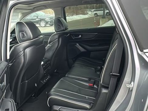 Certified 2022 Acura MDX SH-AWD w/ Advance Package image 22