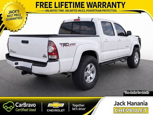 Used 2015 Toyota Tacoma 4x4 Double Cab w/ TRD Sport Package image 4