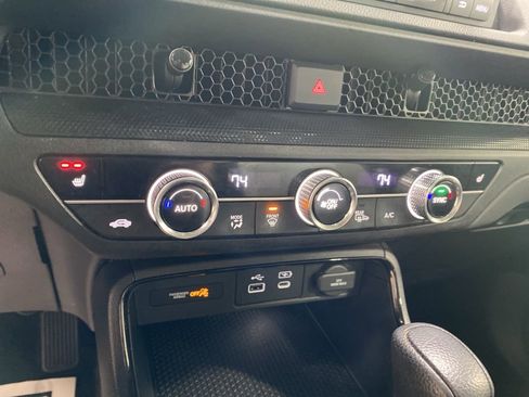 Certified 2024 Honda CR-V EX image 27