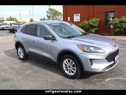 Used 2022 Ford Escape SE w/ Cold Weather Package