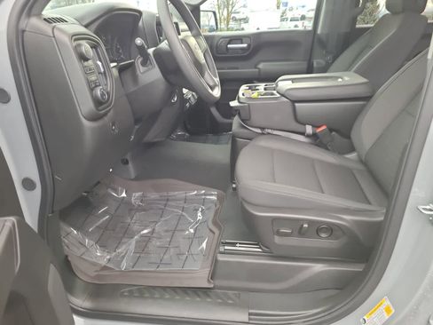 Used 2025 Chevrolet Silverado 1500 Custom Trail Boss image 19