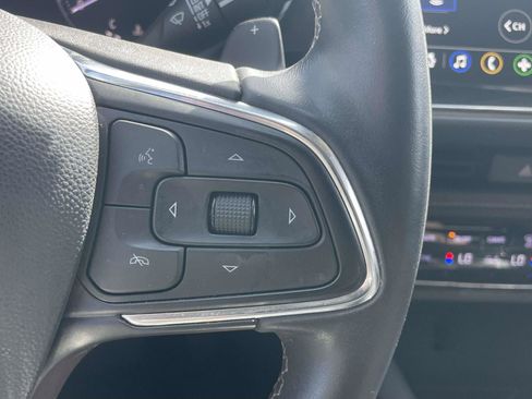Used 2022 Buick Envision Essence w/ Safety Package FWD image 24