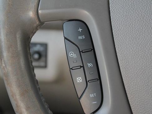 Used 2017 Buick Enclave Premium w/ Experience Buick Package AWD/4WD image 30