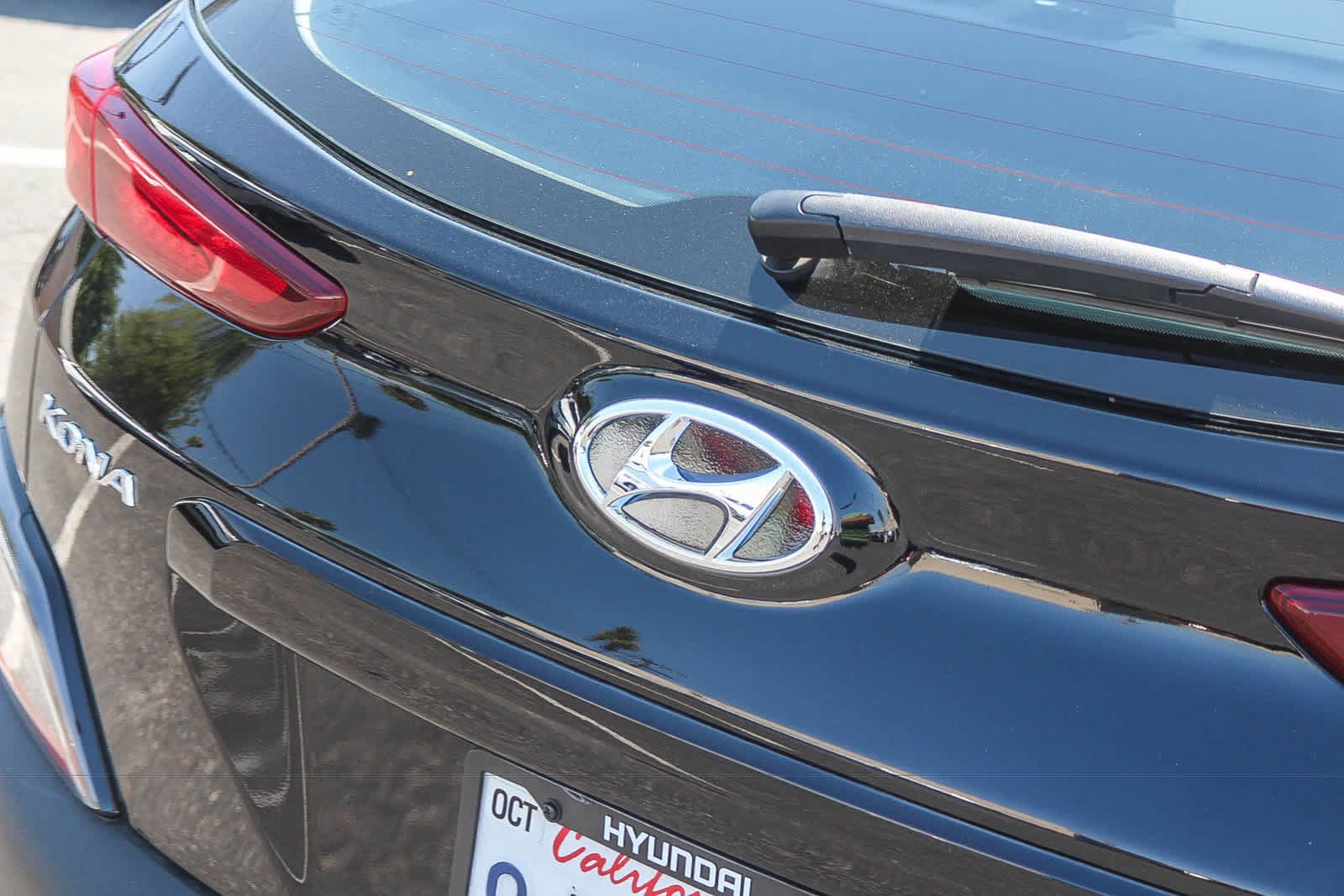 Certified 2023 Hyundai Kona SE AWD/4WD image 9