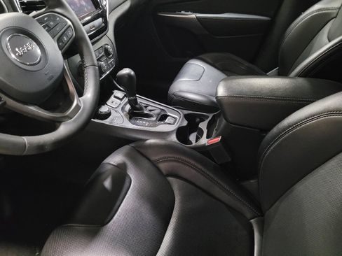 Used 2022 Jeep Cherokee Limited image 26