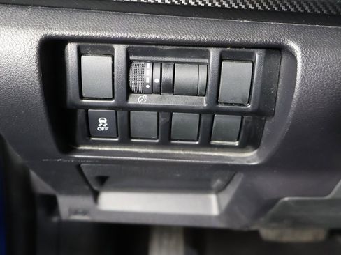 Used 2022 Subaru Impreza 2.0i Premium image 31