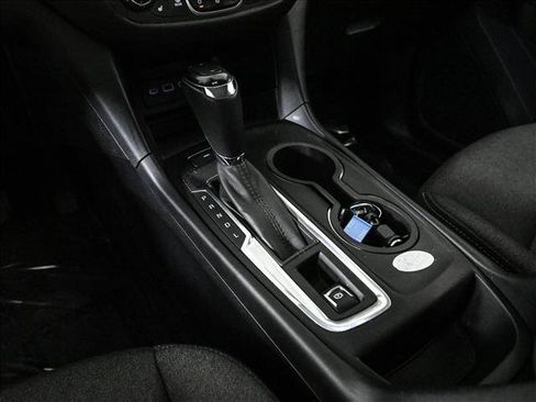 Used 2019 Chevrolet Equinox LT AWD/4WD image 12