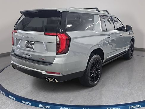 Used 2026 GMC Yukon XL Denali w/ Sun & Power Step Package AWD/4WD image 6