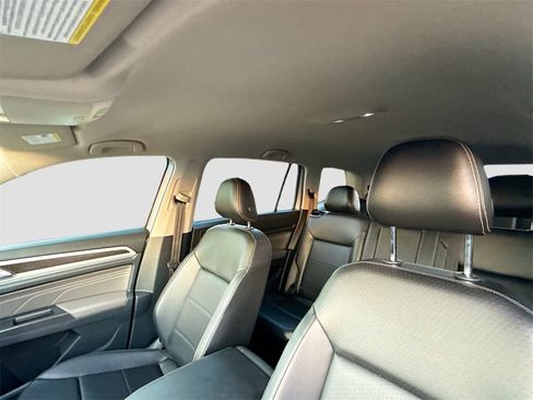 Used 2022 Volkswagen Atlas SE image 20