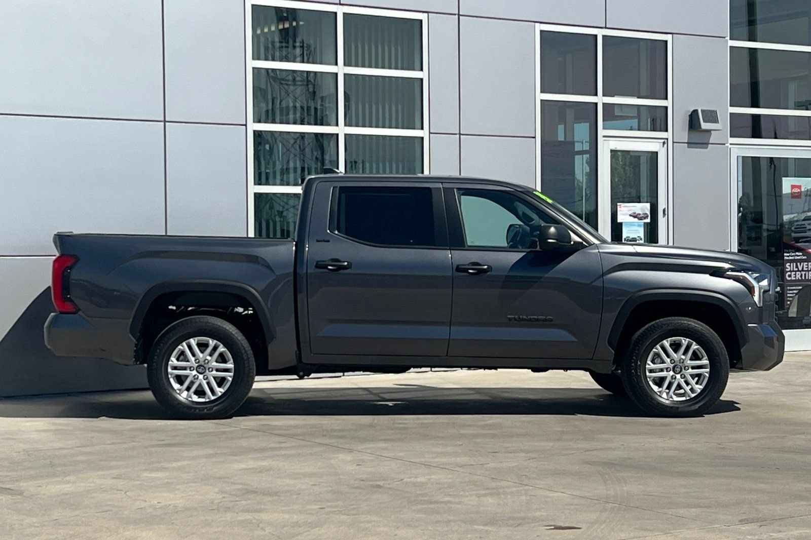 Certified 2026 Toyota Tundra SR5 AWD/4WD image 3