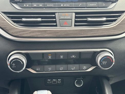 Used 2024 Nissan Altima 2.5 SV image 24